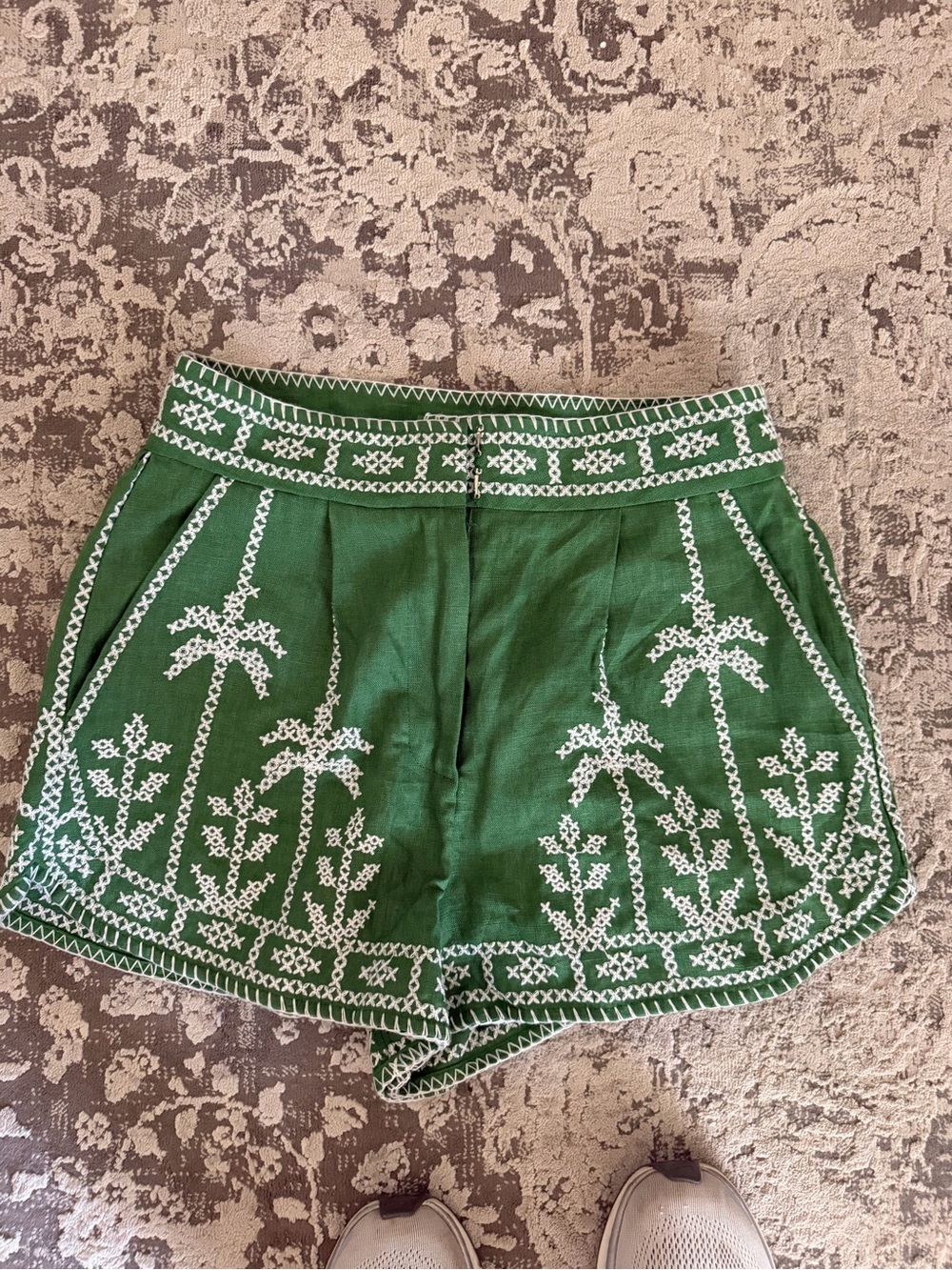 FARM Rio Green Embroidered High-Waist Women’s Shorts